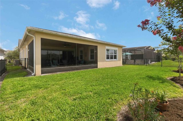 2724 SOUTHLAND STREET, St Cloud, FL 34772