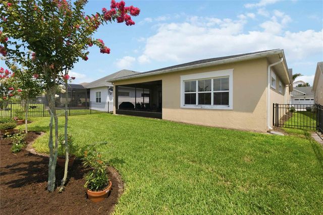 2724 SOUTHLAND STREET, St Cloud, FL 34772