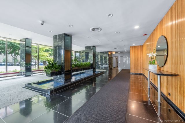 3900 N Lake Shore Drive 9K, Chicago, IL 60613