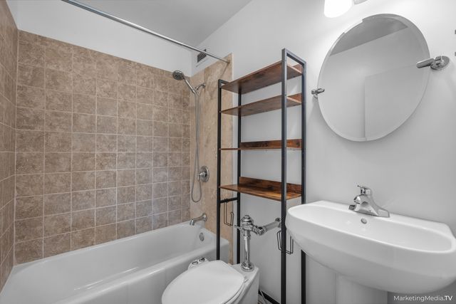 3900 N Lake Shore Drive 9K, Chicago, IL 60613