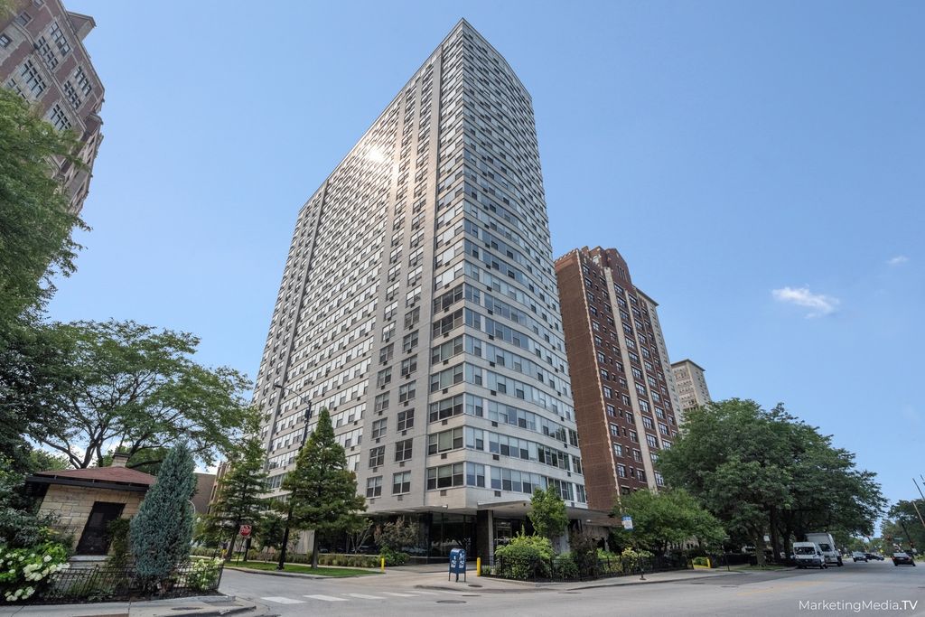 3900 N Lake Shore Drive 9K, Chicago, IL 60613