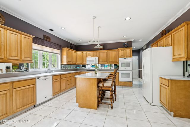 5 Georgiann Lane, Millstone, NJ 08510