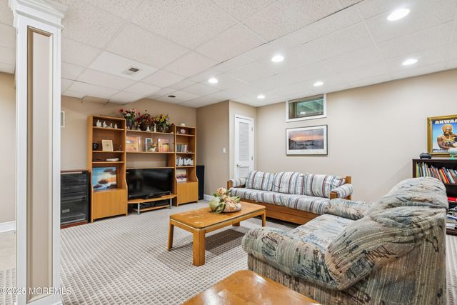5 Georgiann Lane, Millstone, NJ 08510