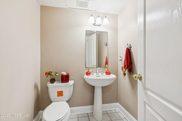 5 Georgiann Lane, Millstone, NJ 08510