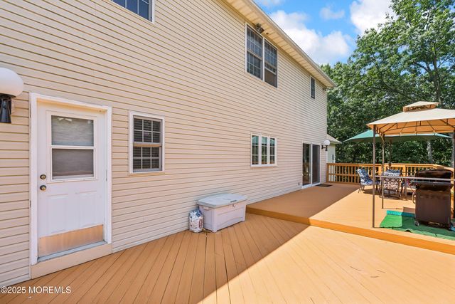 5 Georgiann Lane, Millstone, NJ 08510