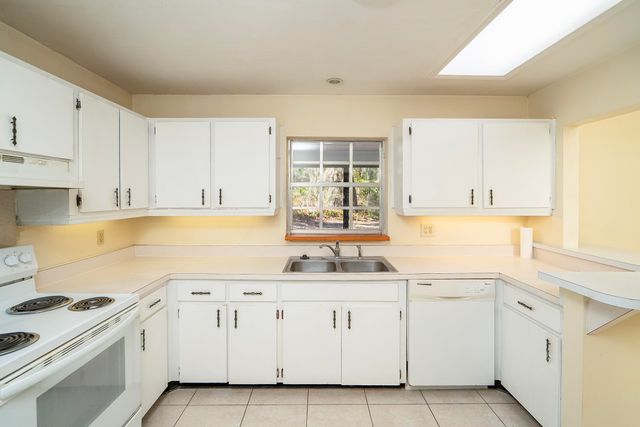 931 Espinado Ave, St Augustine, FL 32086