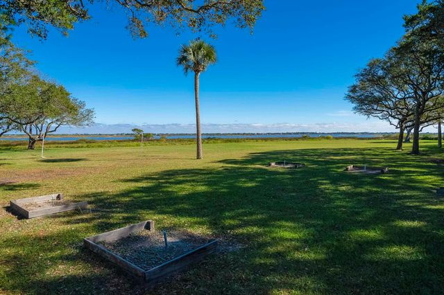 931 Espinado Ave, St Augustine, FL 32086