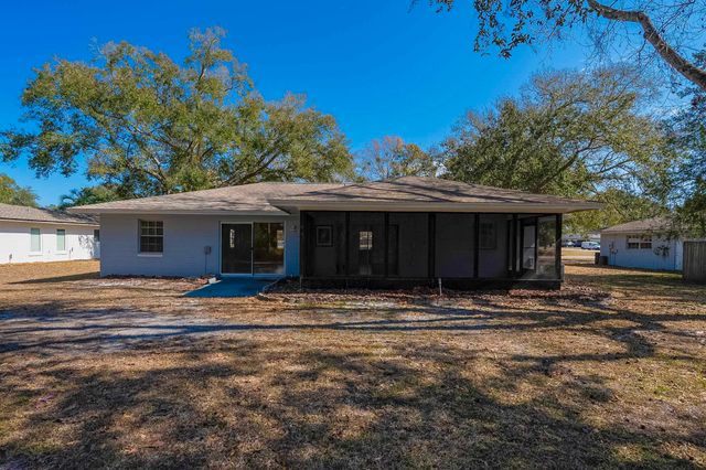 931 Espinado Ave, St Augustine, FL 32086