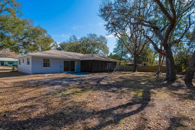 931 Espinado Ave, St Augustine, FL 32086