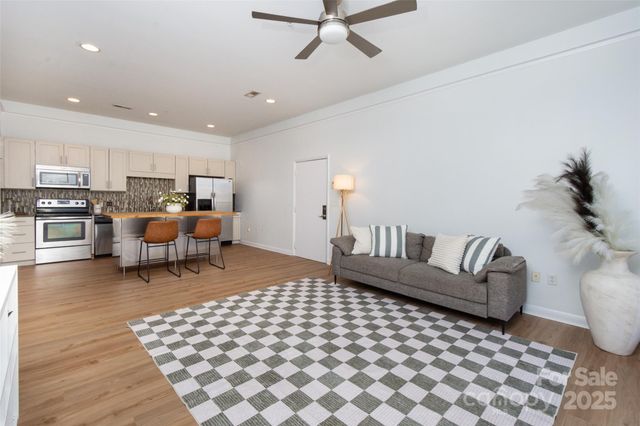 414 New Bern Station Court, Charlotte, NC 28209