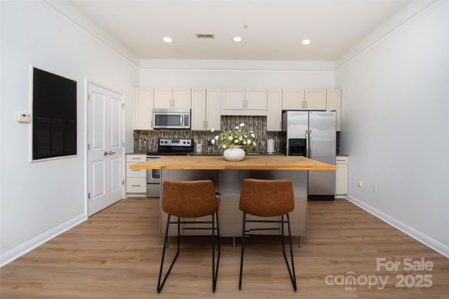 414 New Bern Station Court, Charlotte, NC 28209