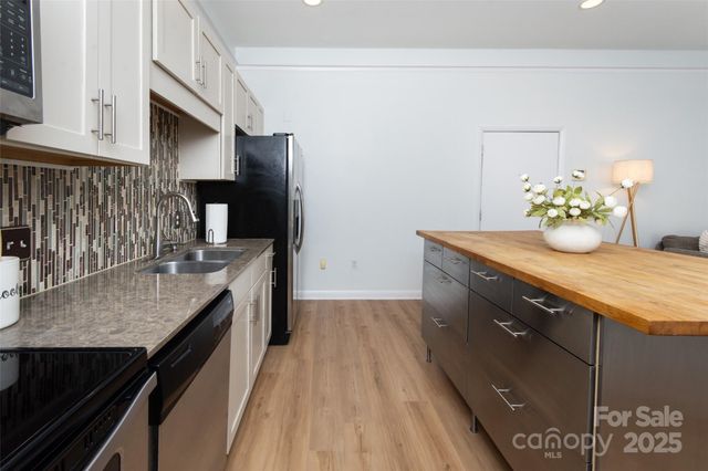 414 New Bern Station Court, Charlotte, NC 28209