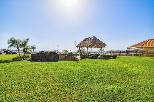 634 EDGEWATER DRIVE 744, Dunedin, FL 34698