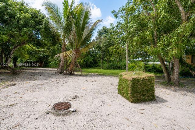 10945 NW 19th Ave, Miami, FL 33167