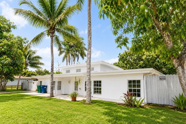 10945 NW 19th Ave, Miami, FL 33167
