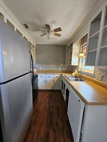 662 Bullock, Midland City, AL 36350