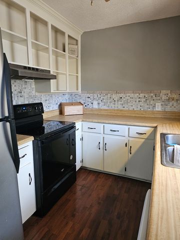 662 Bullock, Midland City, AL 36350