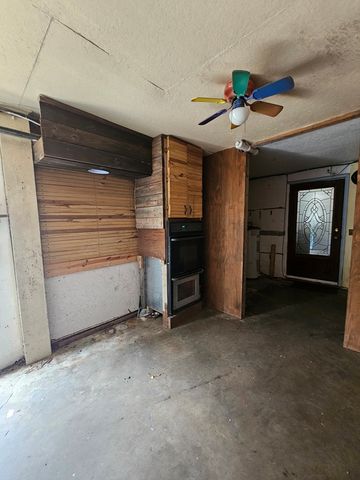 662 Bullock, Midland City, AL 36350