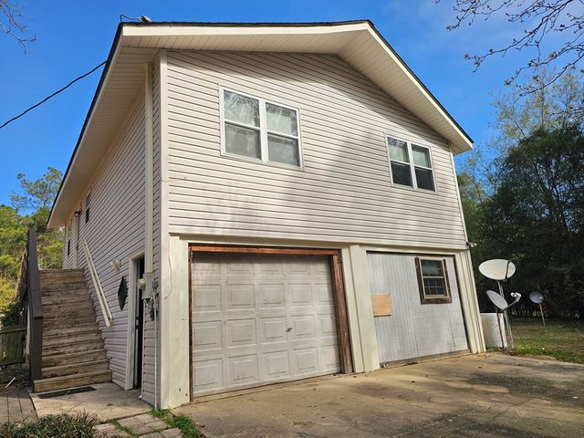 662 Bullock, Midland City, AL 36350