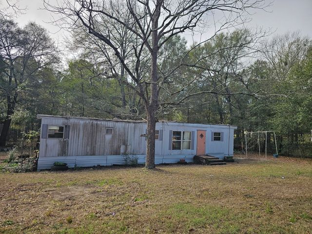 662 Bullock, Midland City, AL 36350