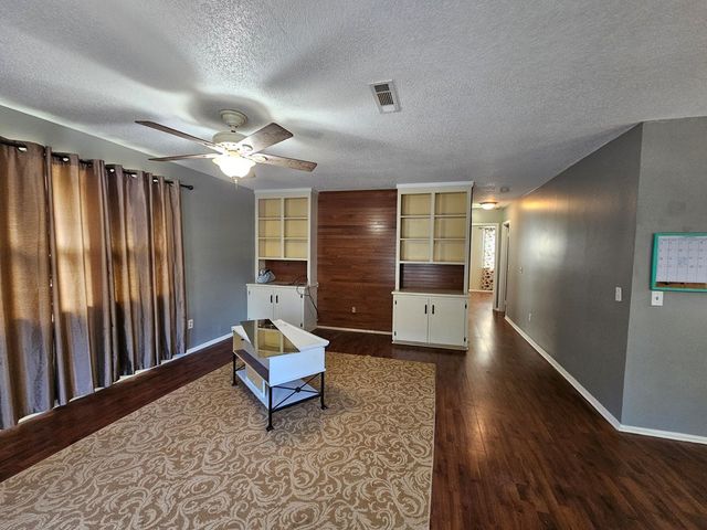 662 Bullock, Midland City, AL 36350