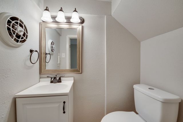 4039 Cole Avenue 117, Dallas, TX 75204