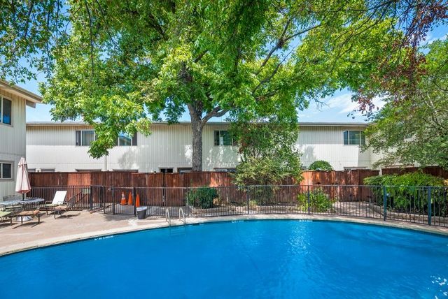 4039 Cole Avenue 117, Dallas, TX 75204
