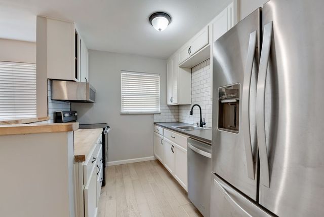 4039 Cole Avenue 117, Dallas, TX 75204