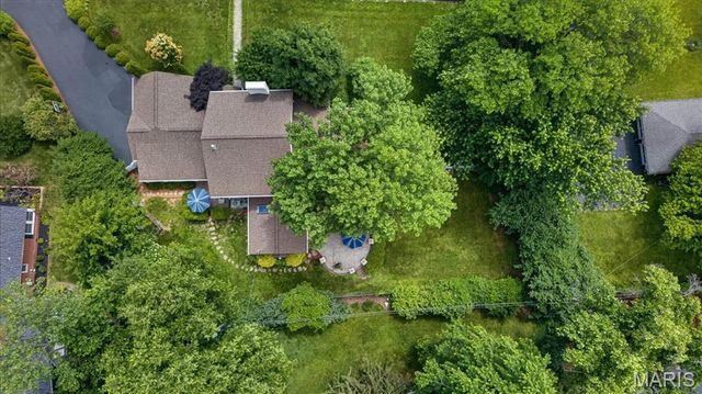 8 Covington Lane, St Louis, MO 63132