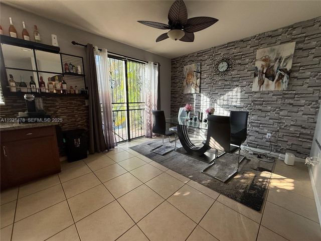 3184 NW 32nd St, Oakland Park, FL 33309