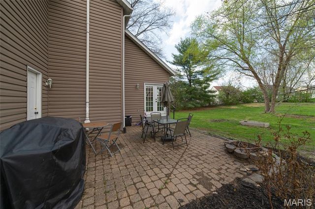 6519 Star Buck Drive, O'fallon, MO 63368