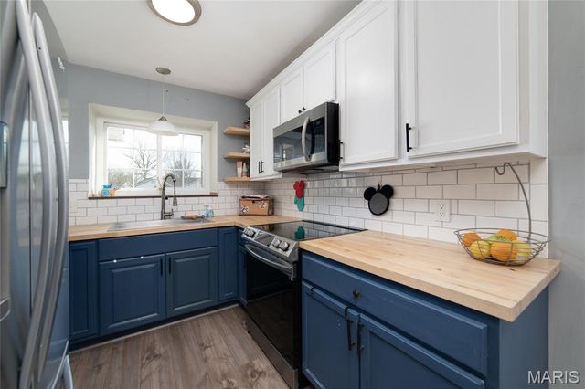 6519 Star Buck Drive, O'fallon, MO 63368