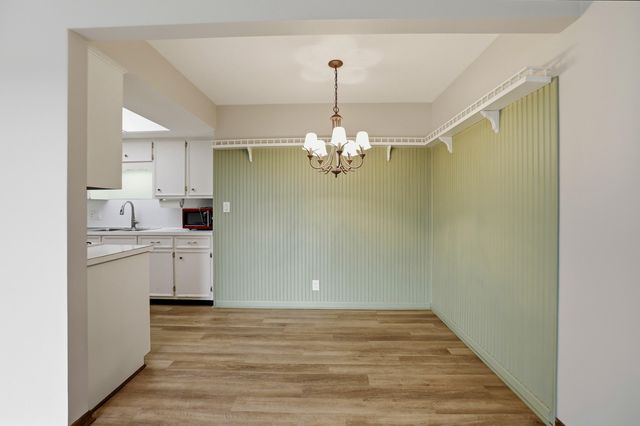 230 S State Street 15, Zeeland City, MI 49464