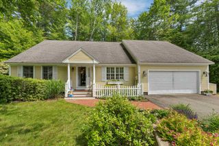 10 Cedar Drive, Wolfeboro, NH 03894