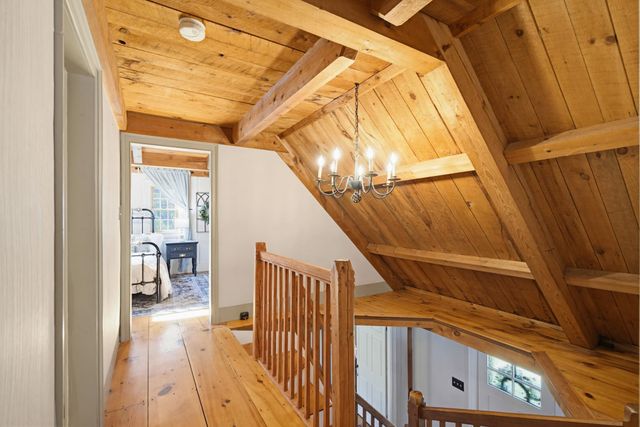 6 Fifield Lane A, Stratham, NH 03885