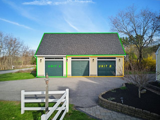 6 Fifield Lane A, Stratham, NH 03885