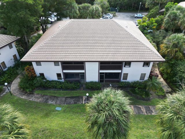 9352 Sabal Ridge Circle C, Boca Raton, FL 33428