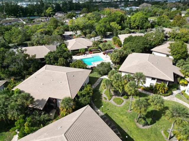 9352 Sabal Ridge Circle C, Boca Raton, FL 33428