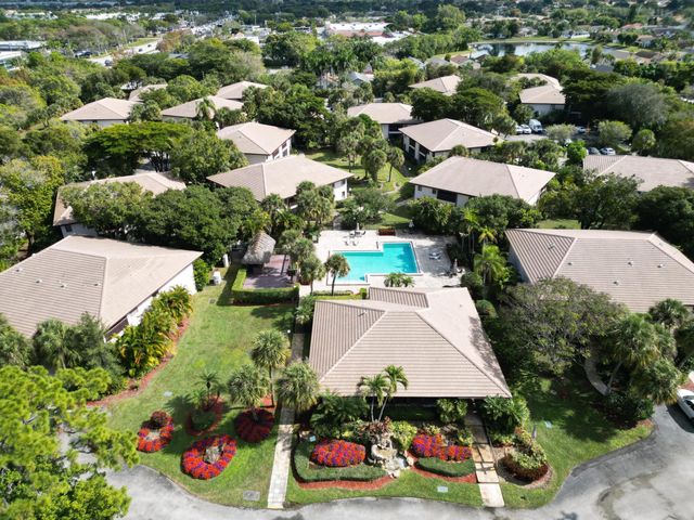 9352 Sabal Ridge Circle C, Boca Raton, FL 33428