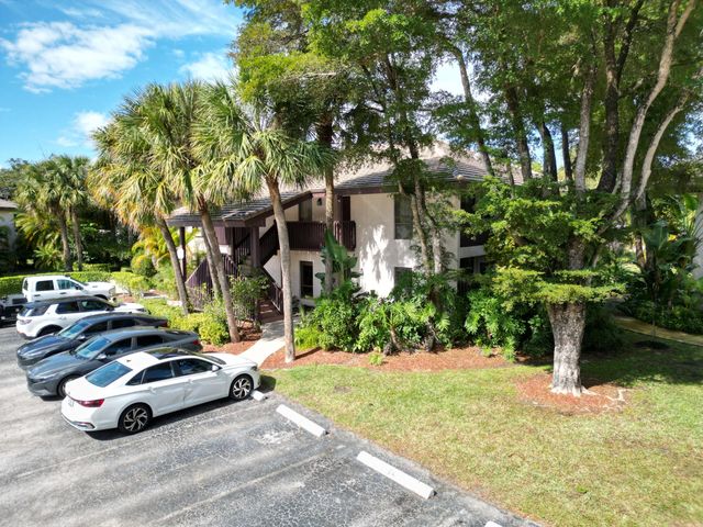 9352 Sabal Ridge Circle C, Boca Raton, FL 33428