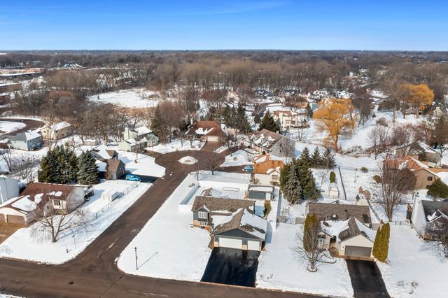 6356 11th Street N, Oakdale, MN 55128