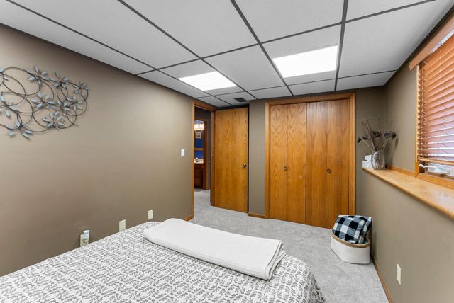 6356 11th Street N, Oakdale, MN 55128