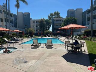 8162 Manitoba Street 111, Playa Del Rey (los Angeles), CA 90293