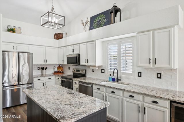 286 W GAIL Drive, Gilbert, AZ 85233