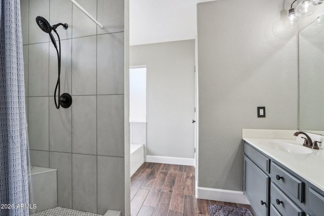 286 W GAIL Drive, Gilbert, AZ 85233