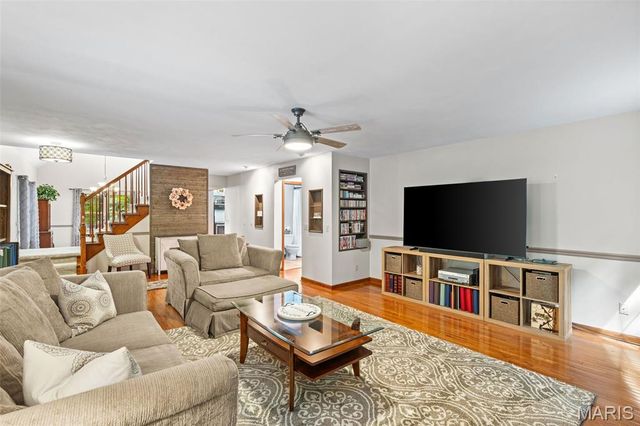 340 Great Oaks Drive, Labadie, MO 63055