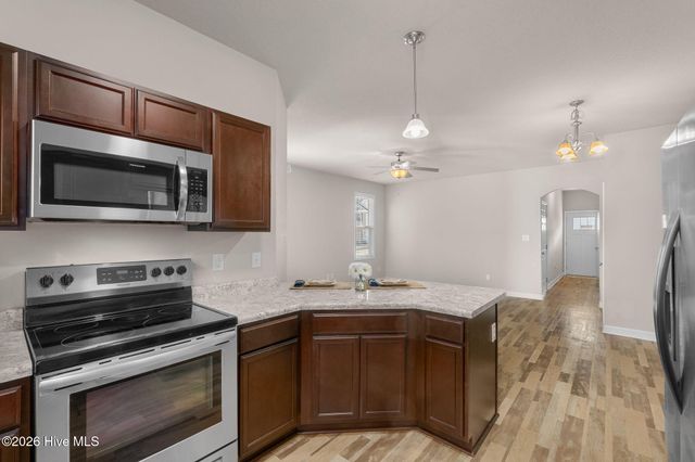 367 Frisco Way, Holly Ridge, NC 28445