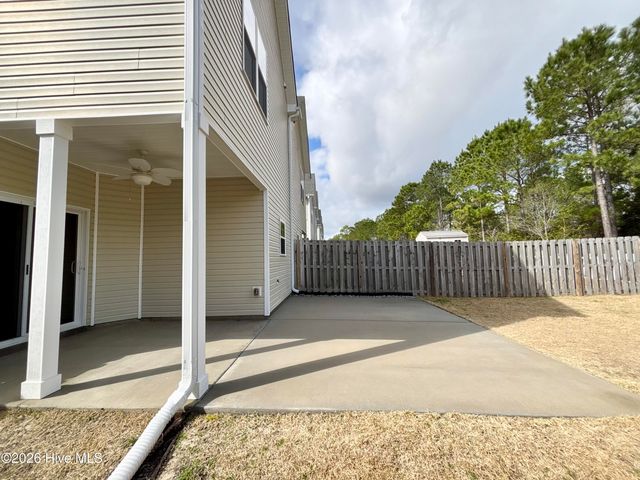 367 Frisco Way, Holly Ridge, NC 28445