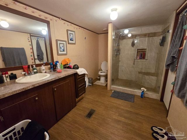 586 Robinson St, Cantonment, FL 32533