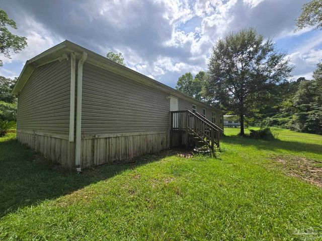 586 Robinson St, Cantonment, FL 32533